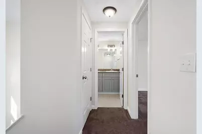 7 Snowberry Cir, Worcester, MA 01607 - Photo 12