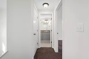 7 Snowberry Cir, Worcester, MA 01607 - Photo 12