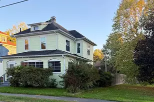 22 Madison Cir, Greenfield, MA 01301 - Photo 2