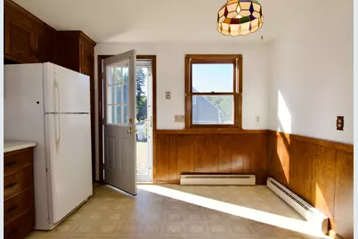 21 Carmel Ln, Agawam, MA 01030 - Photo 14