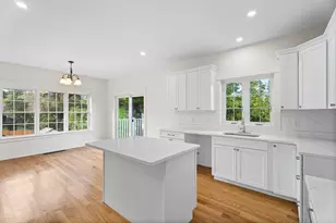 76 Valmor St, Worcester, MA 01604 - Photo 10