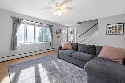 2 Chestnut Rd, Burlington, MA 01803 - Photo 6