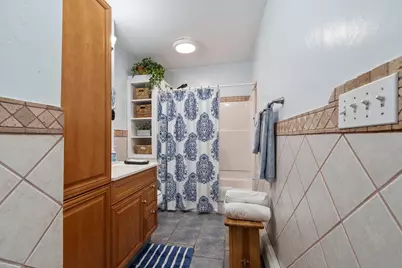 10 Byron St, Haverhill, MA 01835 - Photo 28