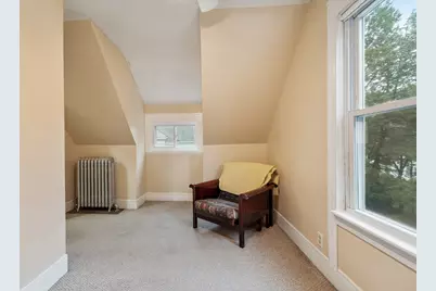 10 Byron St, Haverhill, MA 01835 - Photo 32
