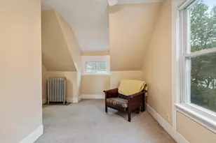 10 Byron St, Haverhill, MA 01835 - Photo 32