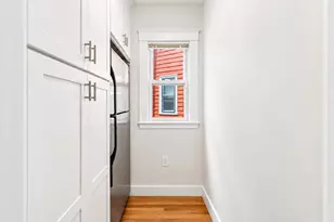 9 Bailey St, Boston, MA 02124 - Photo 18