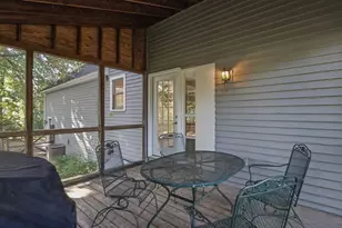 10 Kings Ln, Medway, MA 02053 - Photo 36