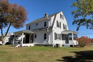 1327 Providence Rd, Northbridge, MA 01588 - Photo 4