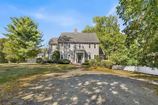 133R Pleasant St, Woburn, MA 01801 - Photo 2