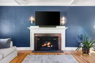133R Pleasant St, Woburn, MA 01801 - Photo 10
