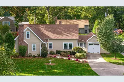 4 Beatty Ln, Easton, MA 02375 - Photo 2