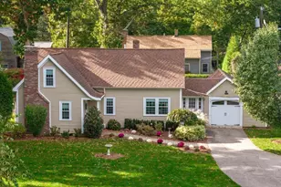 4 Beatty Ln, Easton, MA 02375 - Photo 2