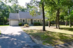 9 Megansett Dr, Plymouth, MA 02360 - Photo 2