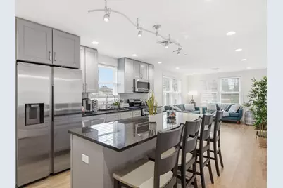 149 Pleasant St #2, Marblehead, MA 01945 - Photo 8