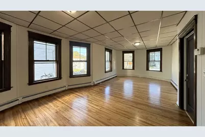 15 Ericsson St #1, Worcester, MA 01606 - Photo 2