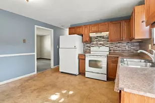 152-154 Dorset St, Springfield, MA 01108 - Photo 6