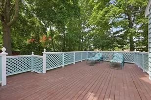 11 Preston St, Wakefield, MA 01880 - Photo 14