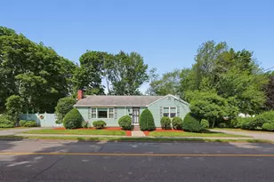 11 Preston St, Wakefield, MA 01880 - Photo 6