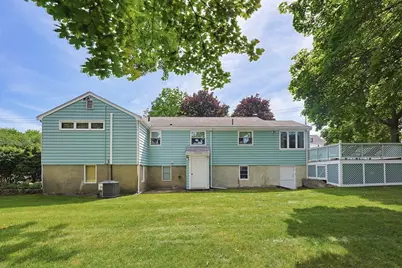 11 Preston St, Wakefield, MA 01880 - Photo 40