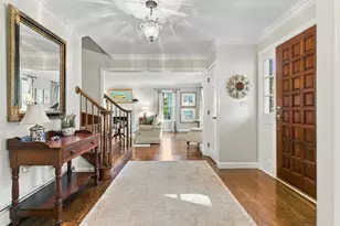 37 Smithshire Est, Andover, MA 01810 - Photo 4