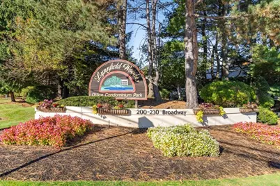210 Broadway #101, Lynnfield, MA 01940 - Photo 2