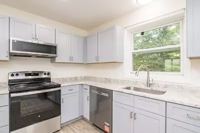 1285 Calkins Rd #B, Palmer, MA 01069 - Photo 4