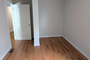 243 Appleton St, Lowell, MA 01852 - Photo 16
