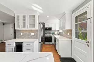 31 Wilson Dr, Framingham, MA 01702 - Photo 8