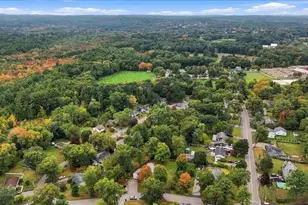 25 Oakview Cir, Medway, MA 02053 - Photo 8