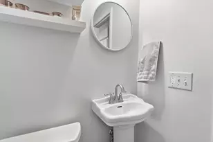 84 Fuller St, Ludlow, MA 01056 - Photo 18