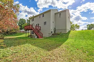 35 Lemnos Ln, Springfield, MA 01119 - Photo 4