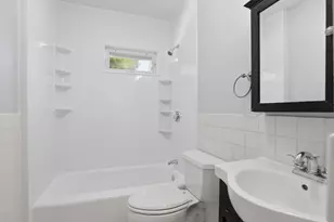 10 Pkwy, Stoneham, MA 02180 - Photo 14