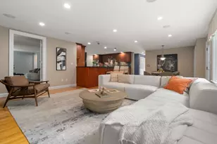 42 Sheridan Rd, Wellesley, MA 02481 - Photo 6