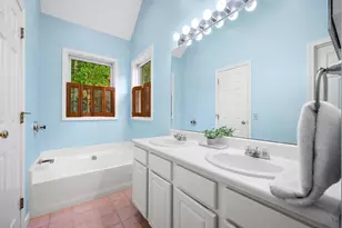 96 Beechwood Dr, Haverhill, MA 01832 - Photo 18