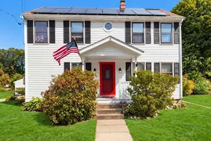 33 Archer Rd, Rockland, MA 02370 - Photo 1
