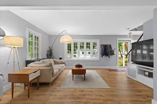14 Fairview St, Longmeadow, MA 01106 - Photo 8