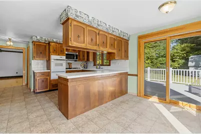 86 Delmage Rd, Swansea, MA 02777 - Photo 8