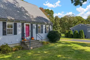 86 Delmage Rd, Swansea, MA 02777 - Photo 2