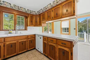 86 Delmage Rd, Swansea, MA 02777 - Photo 6