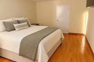 50/56 Broadlawn Parrk, Boston, MA 02267 - Photo 8