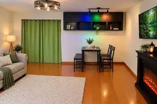 50/56 Broadlawn Parrk, Boston, MA 02267 - Photo 2