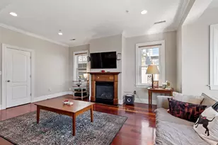 98 G St, Boston, MA 02127 - Photo 12