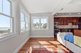 98 G St, Boston, MA 02127 - Photo 10