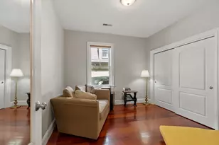 98 G St, Boston, MA 02127 - Photo 16