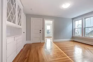 24 Elm St, Andover, MA 01810 - Photo 2