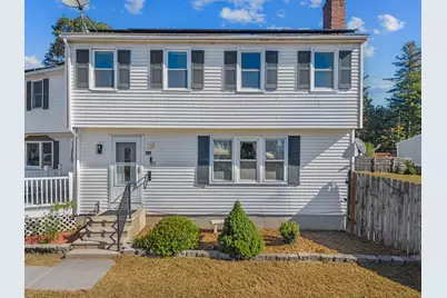 105 Freda Ln, Lowell, MA 01854 - Photo 2
