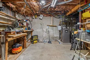105 Freda Ln, Lowell, MA 01854 - Photo 30