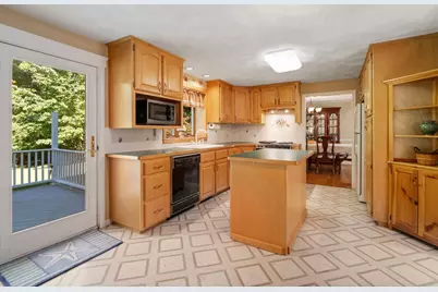 70 Prospect St, Franklin, MA 02038 - Photo 2