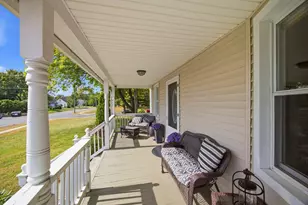 52 North St, Agawam, MA 01001 - Photo 20