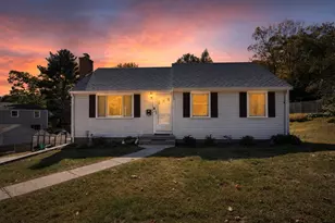 129 Norton St, Weymouth, MA 02191 - Photo 2